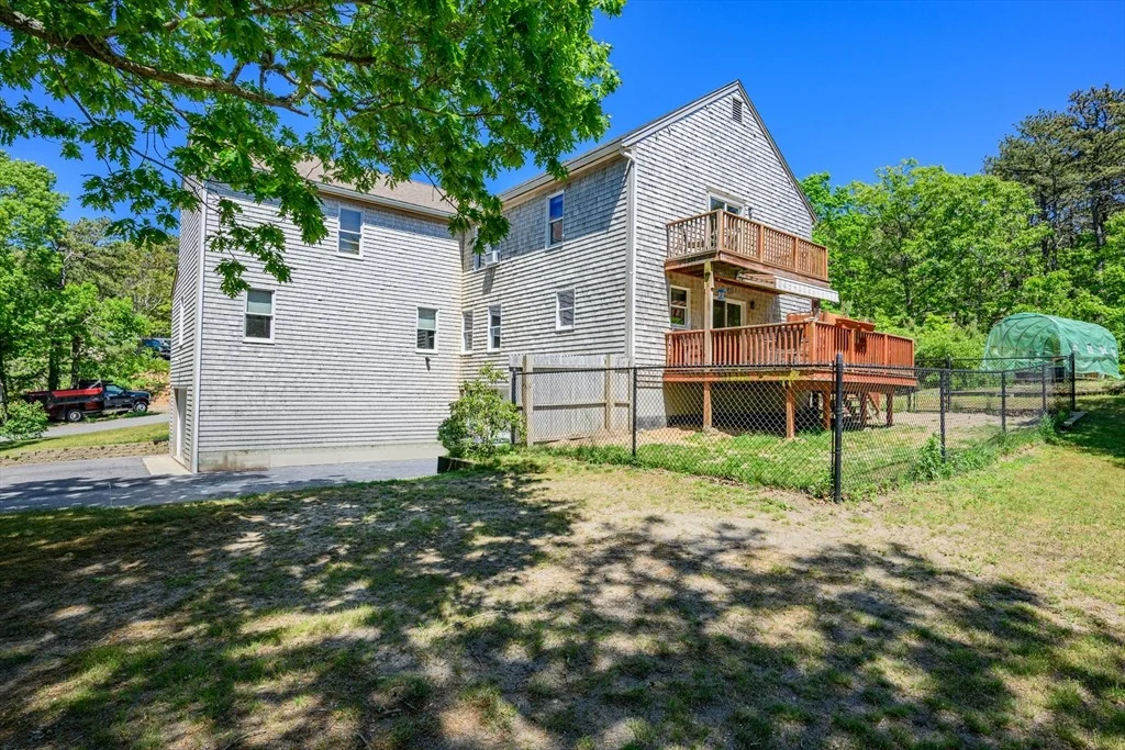 Photo of 2 Short Lots Ln