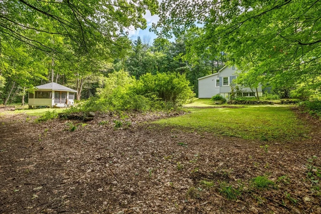 Photo of 294 North Valley Road