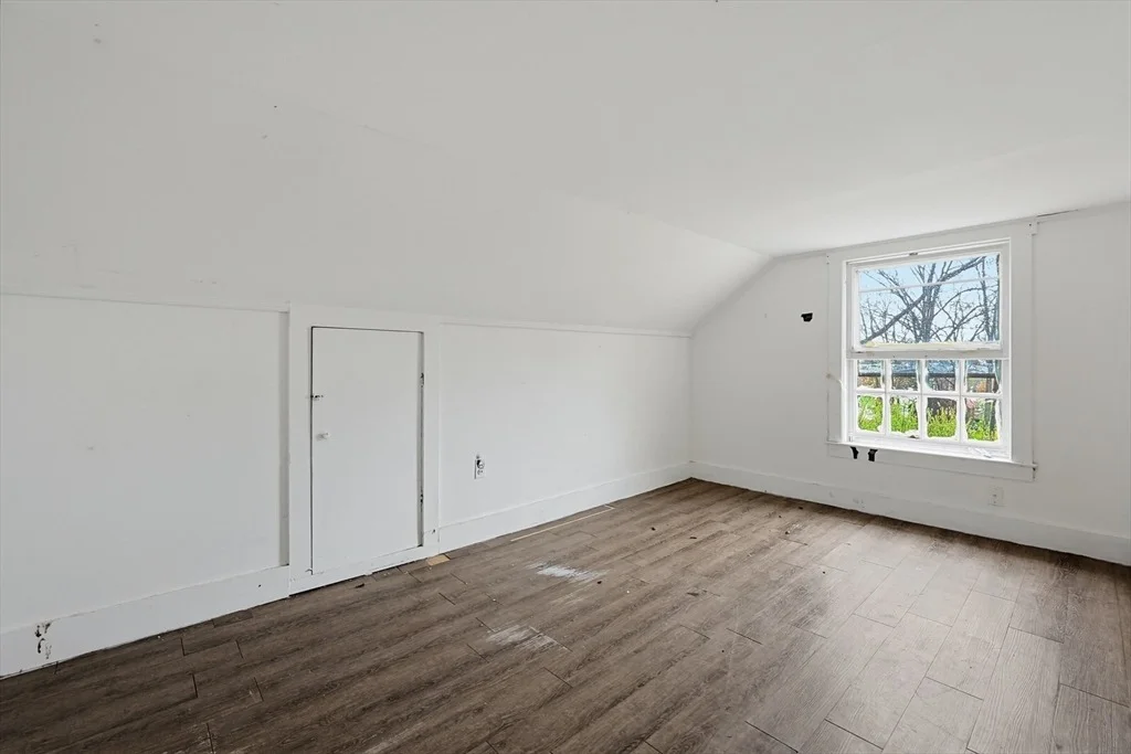 Photo of 321 Townsend Hill Rd