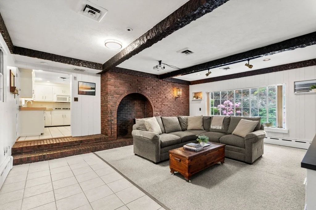 Photo of 19 Bosworth Rd