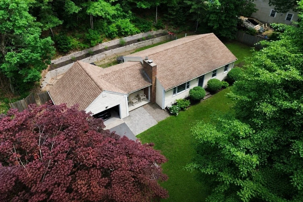 Photo of 332 Grove St
