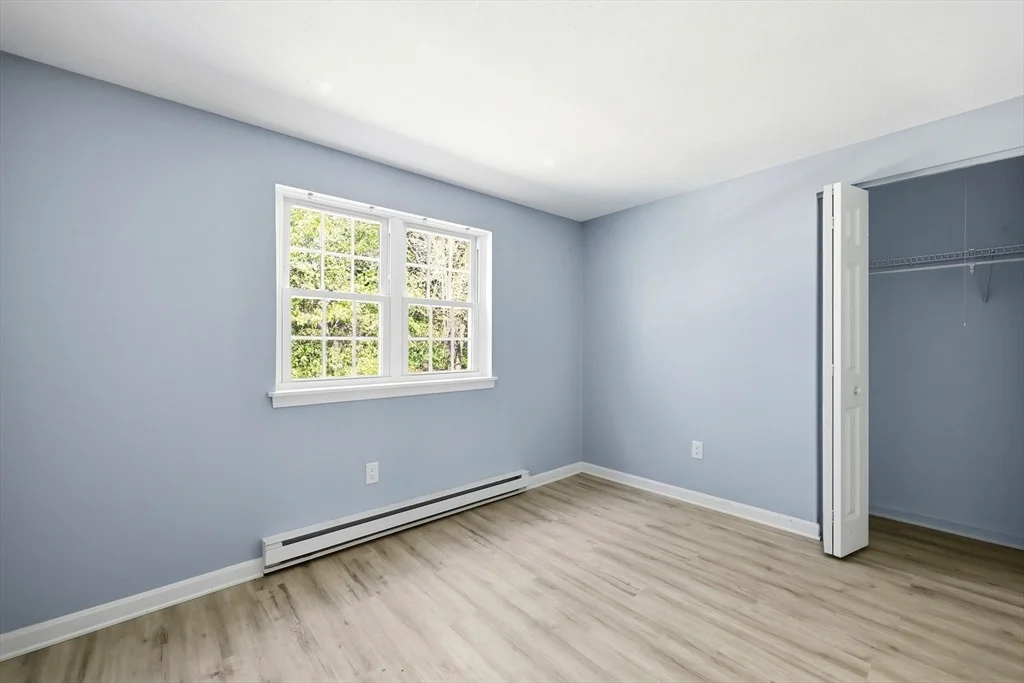 Photo of Unit C at 8 Maple Crest Cir