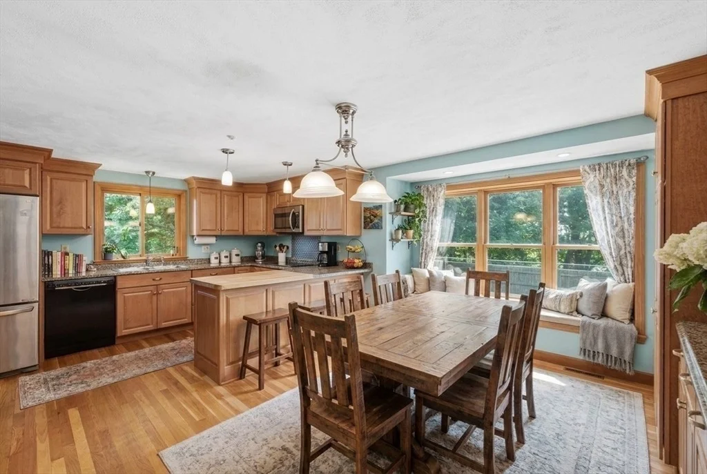 Photo of 17 Kernwood Heights