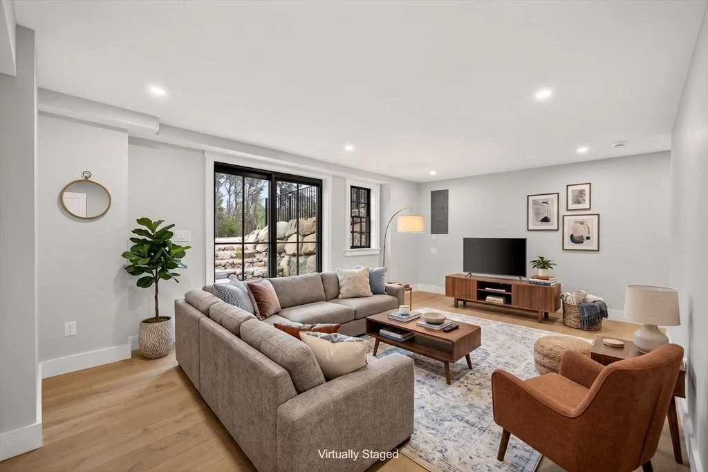Photo of 106 Chatham Rd