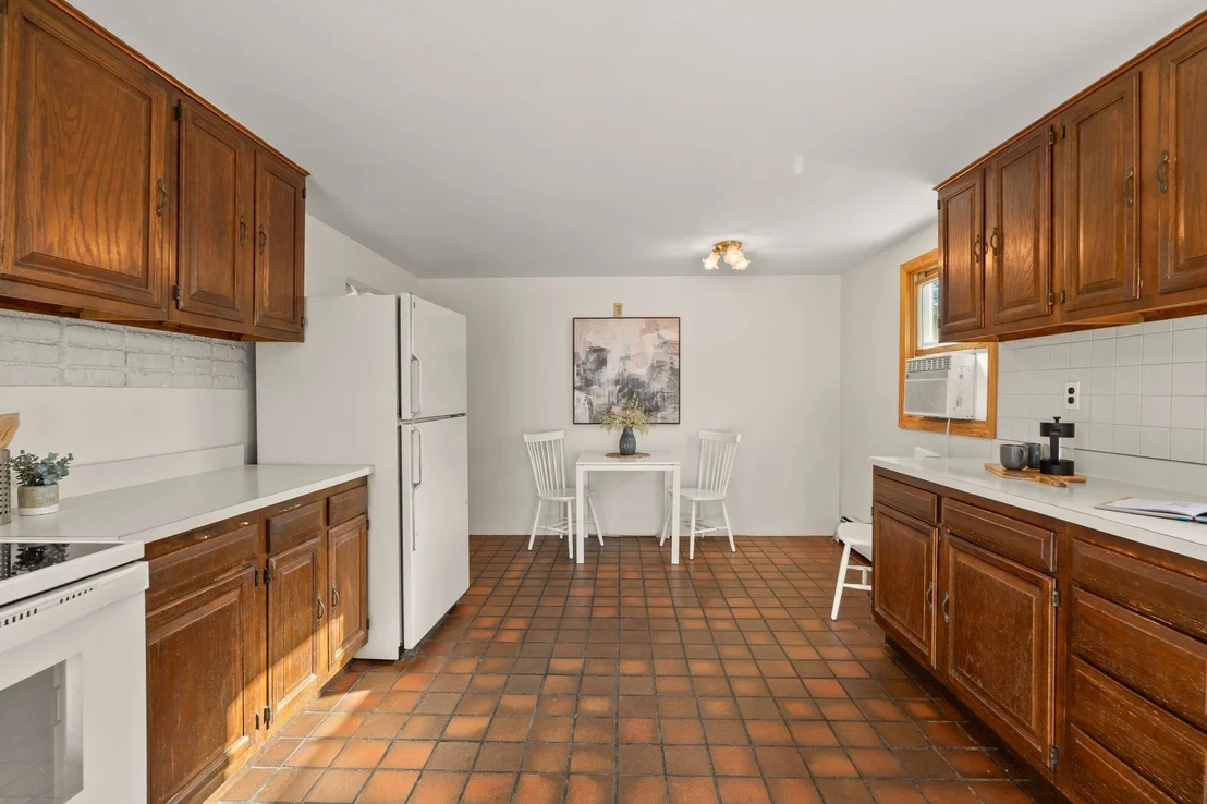 Photo of 298 Forest St