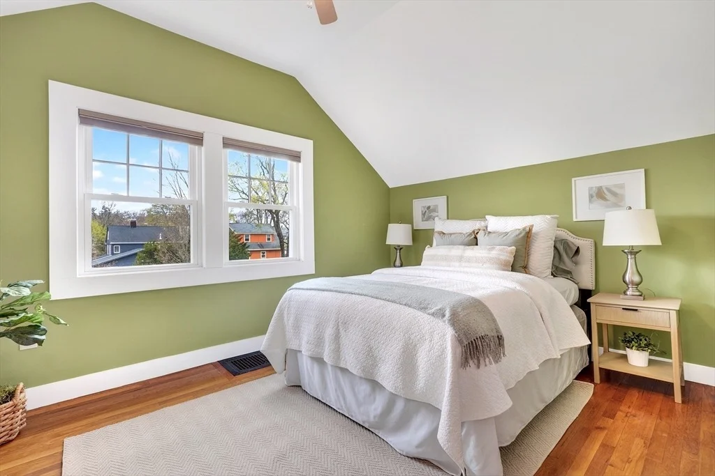 Photo of 15 Boardman Ave