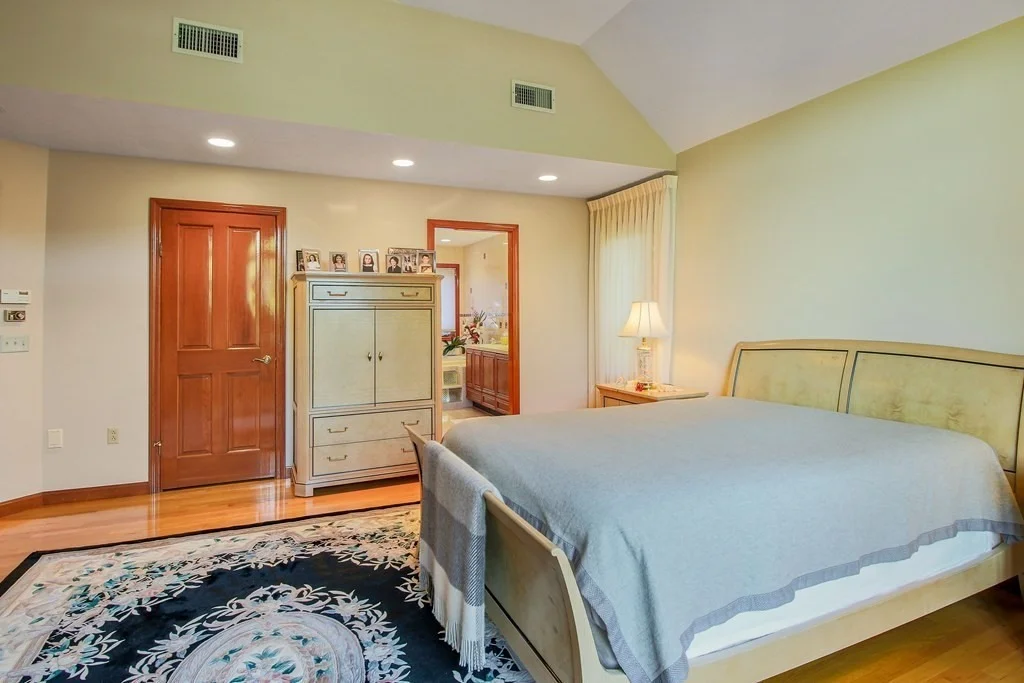 Photo of 15 Greenview Lane