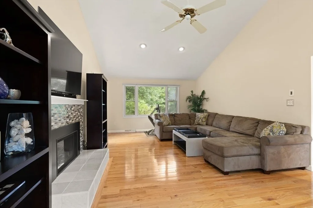 Photo of 10 Cheshire Rd