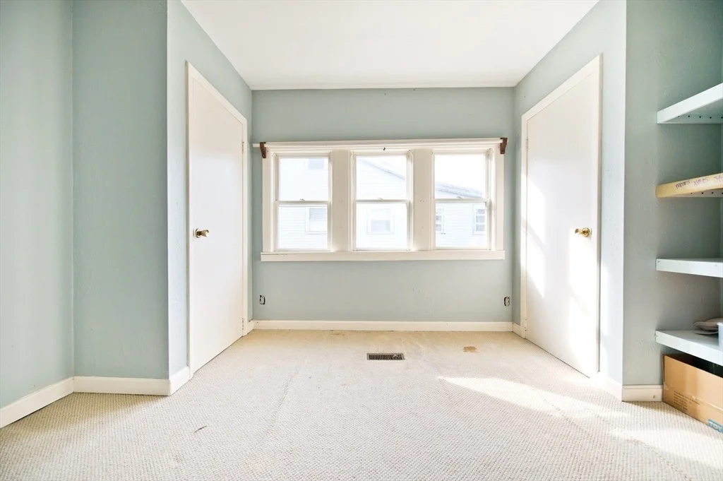 Photo of 38 Kimball Beach Rd