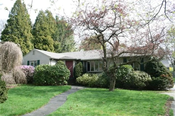 Photo of 9 Newhall Road
