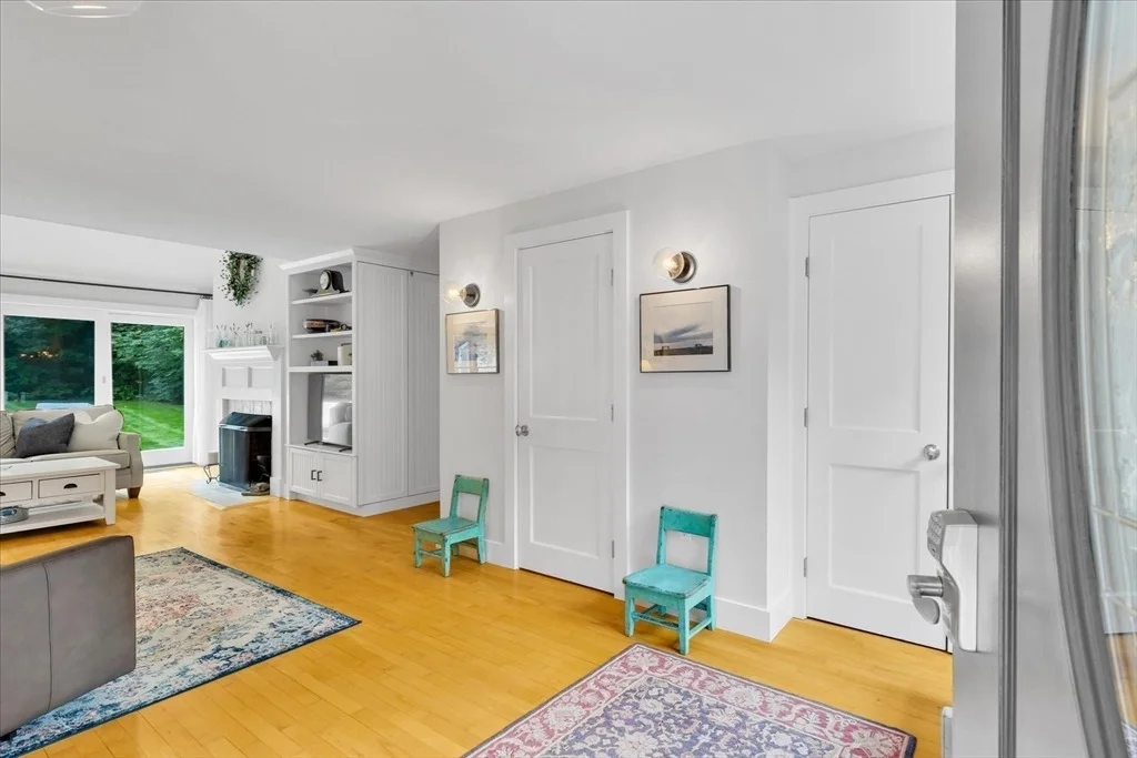 Photo of 575 Harwich Rd