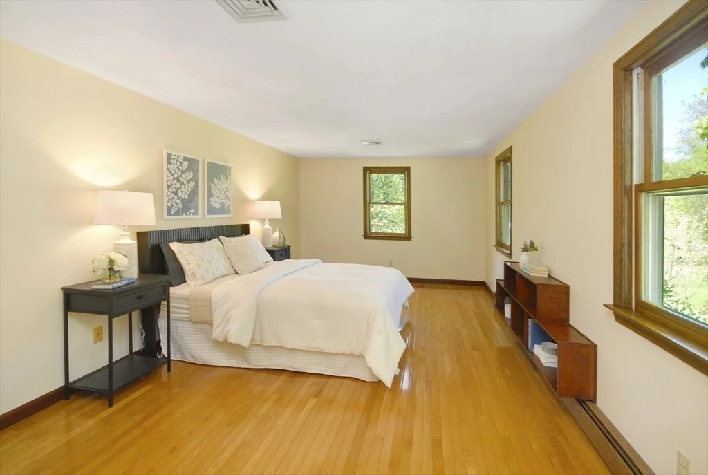Photo of 275 Old Harvard Road