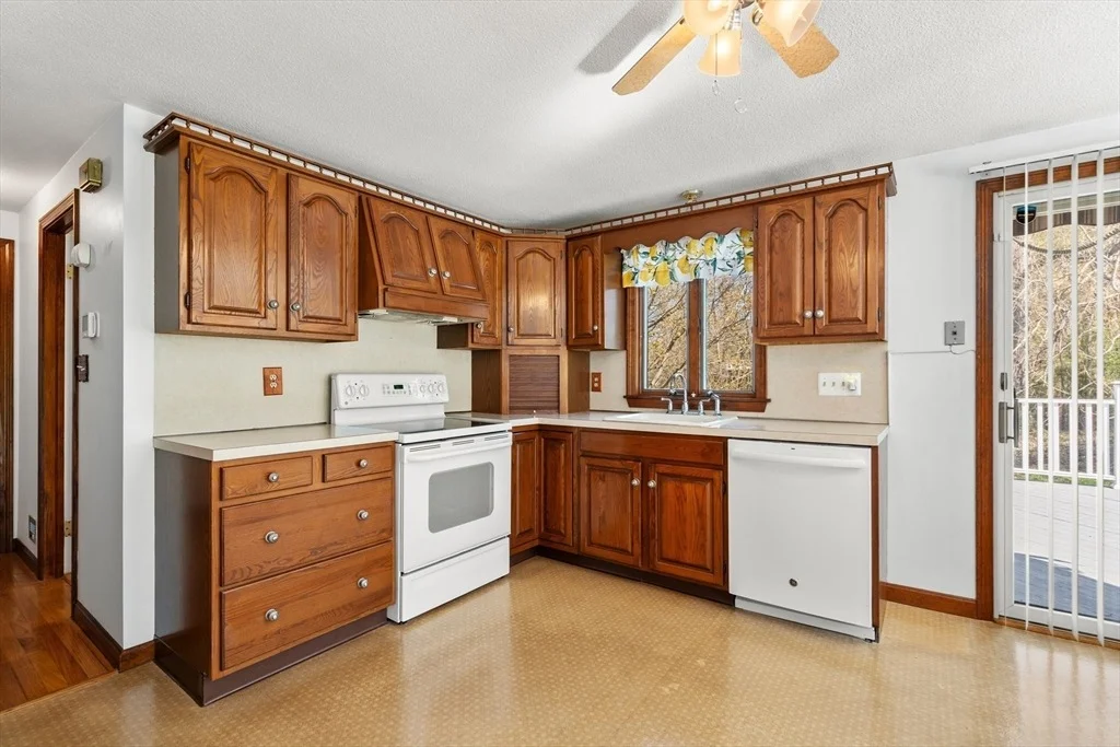 Photo of 22 Buckingham Ave
