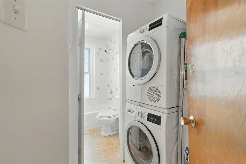 Photo of Unit 2 at 17 Strathmore Road