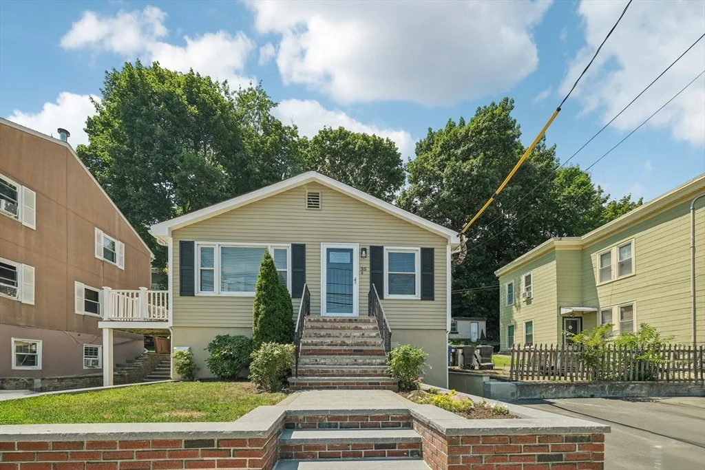 Photo of 35 Springvale Avenue