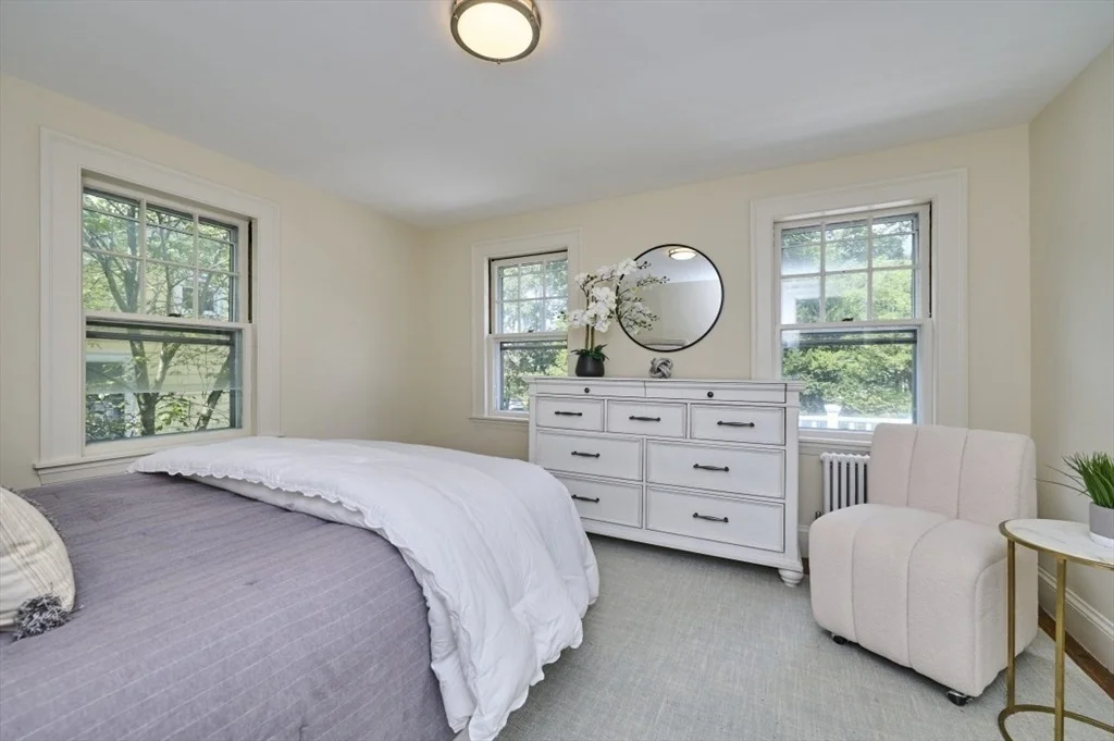 Photo of 16 Fairlee Rd