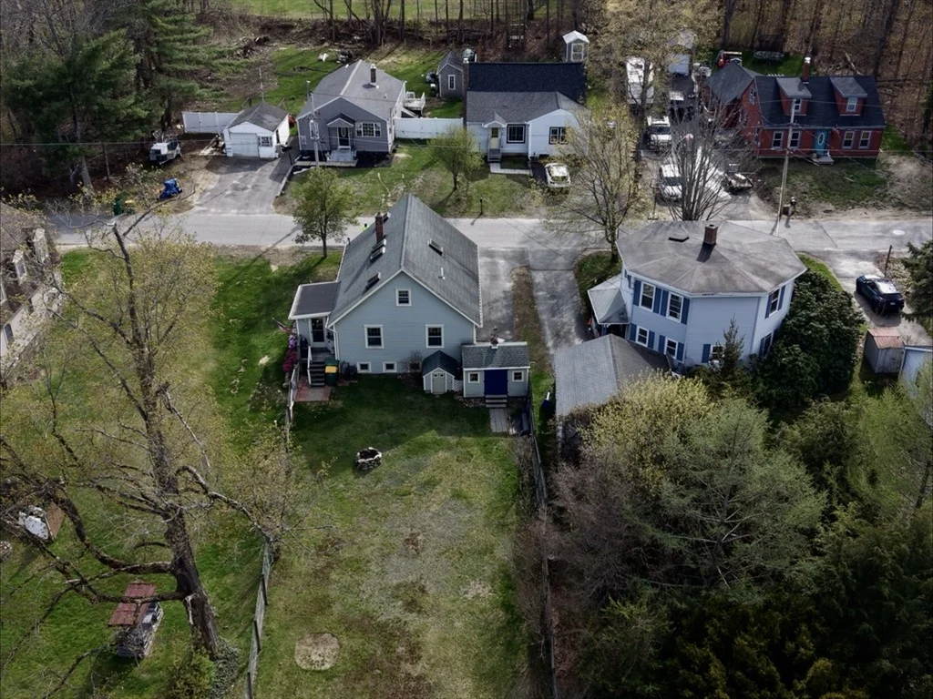 Photo of 20 Cottage Ln