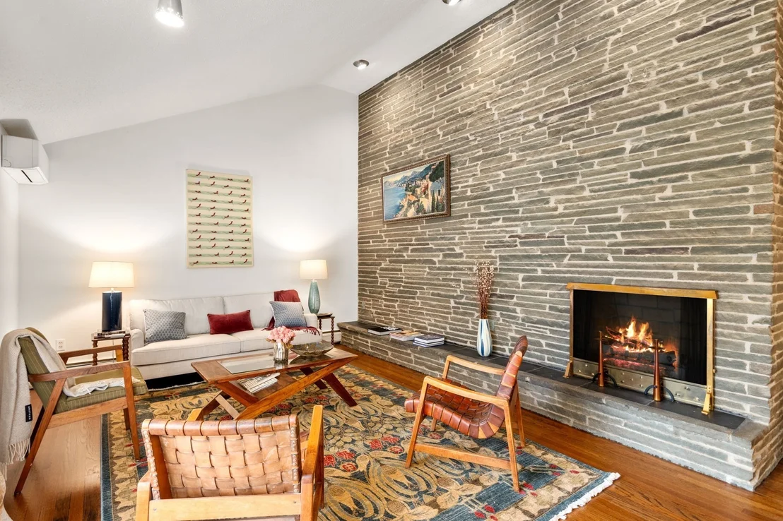 Photo of 326 Williams