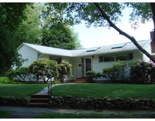 Photo of 1 Regent Dr
