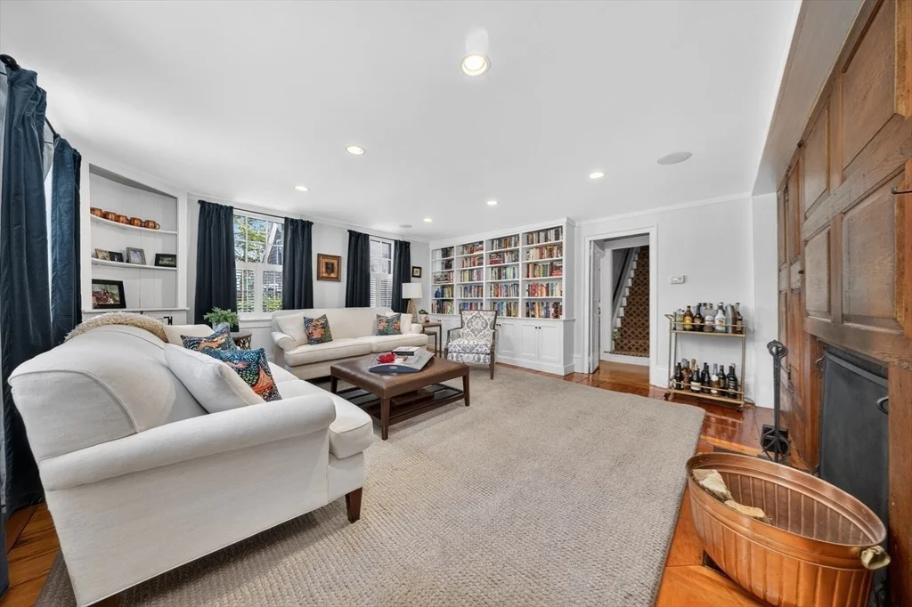Photo of 29 Pleasant St