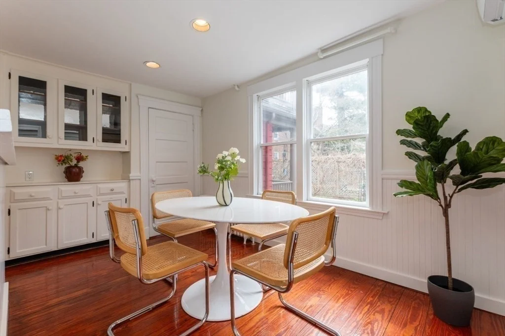 Photo of 20 Maynard Pl.