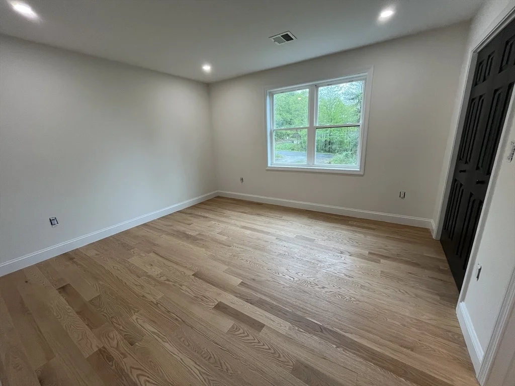 Photo of 2 W Dudley Rd