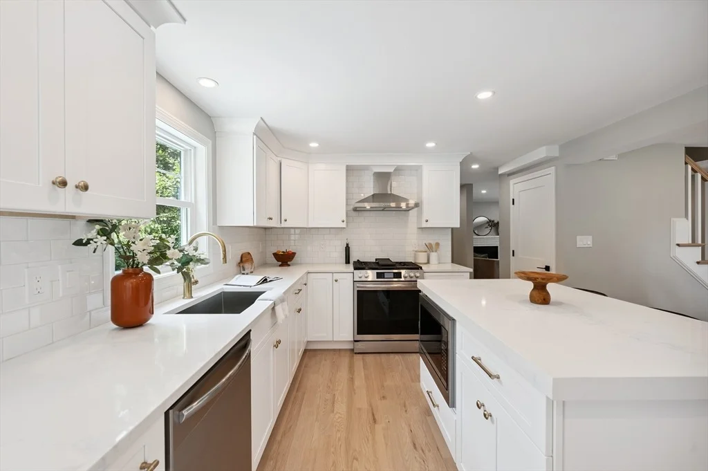 Photo of 32 Mountain Ave