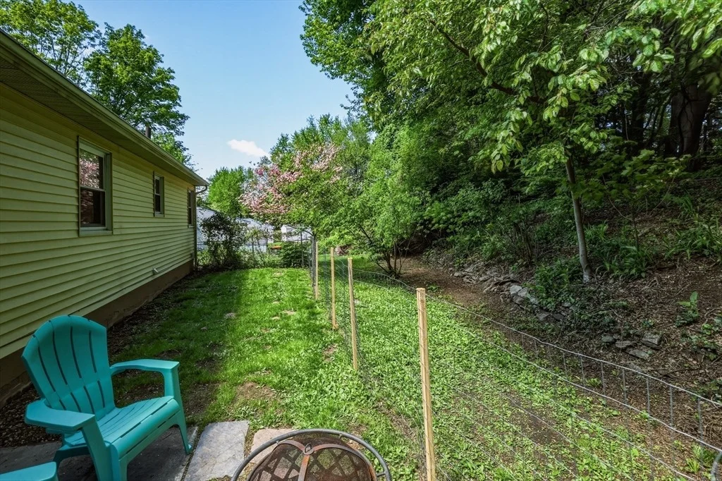 Photo of 16 Saybrook Cir
