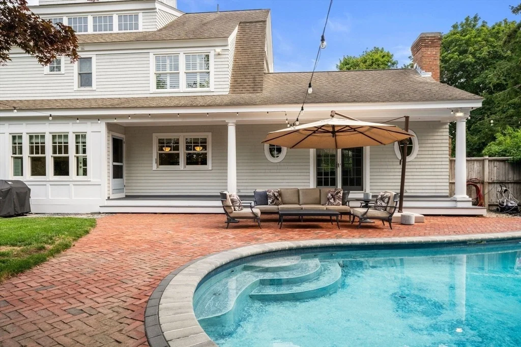 Photo of 11 Baileys Cswy