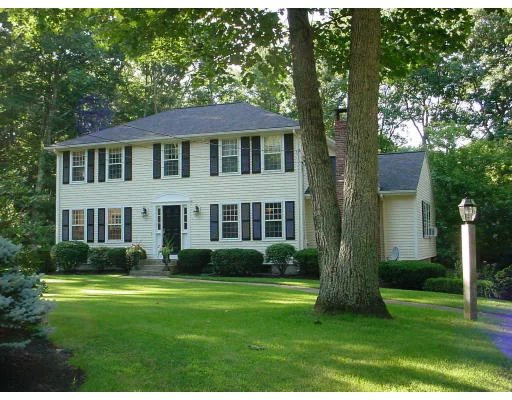 Photo of 12 Quail Run Rd