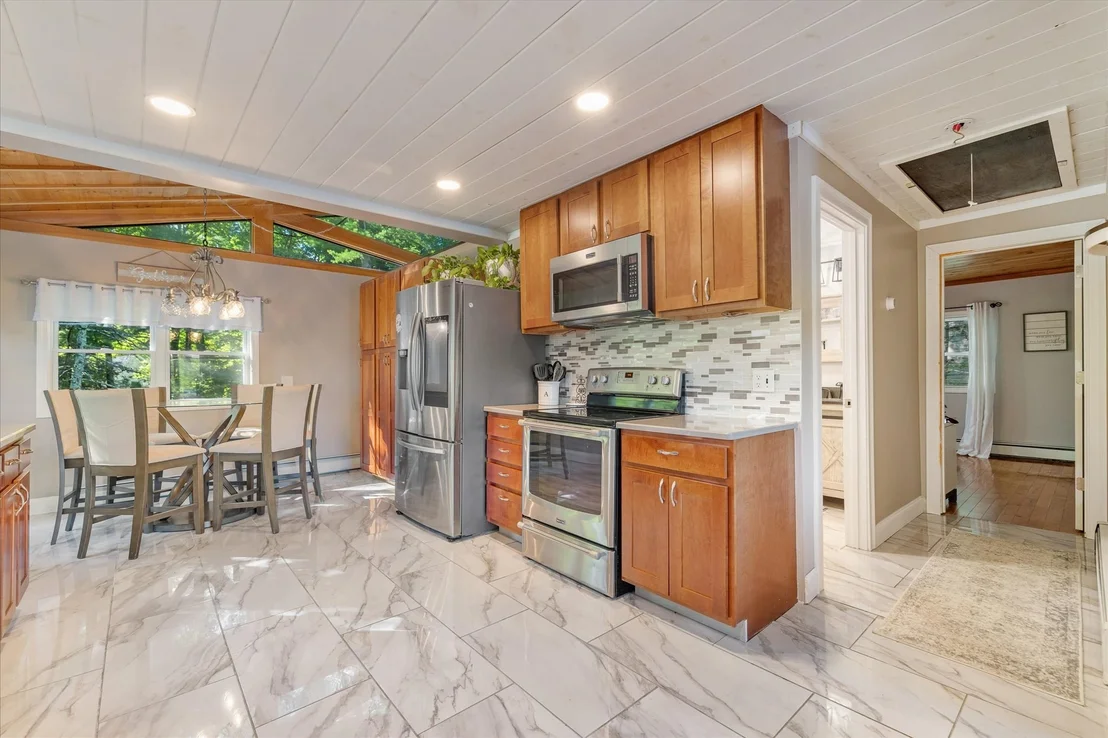 Photo of 14 Edgewood Rd