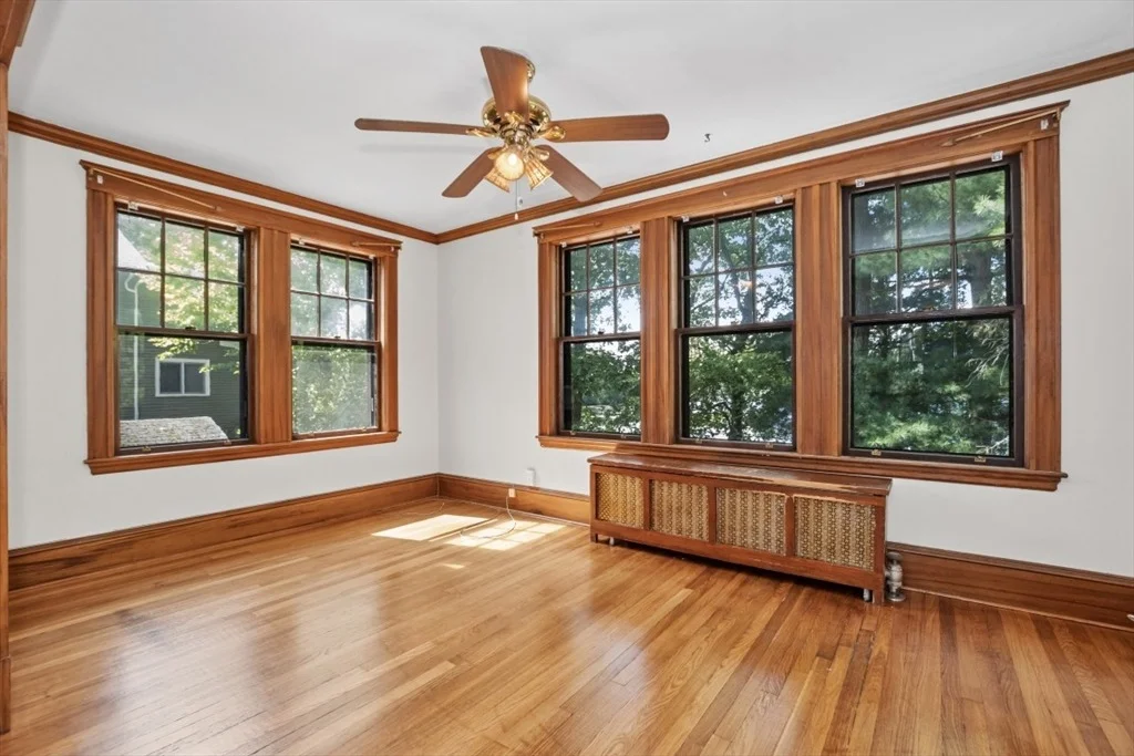 Photo of 75 Riverview Ave