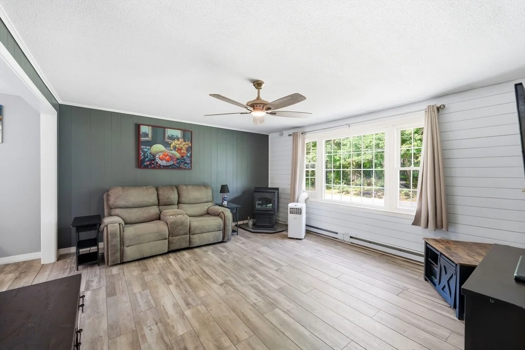 Photo of 112 Walker Road