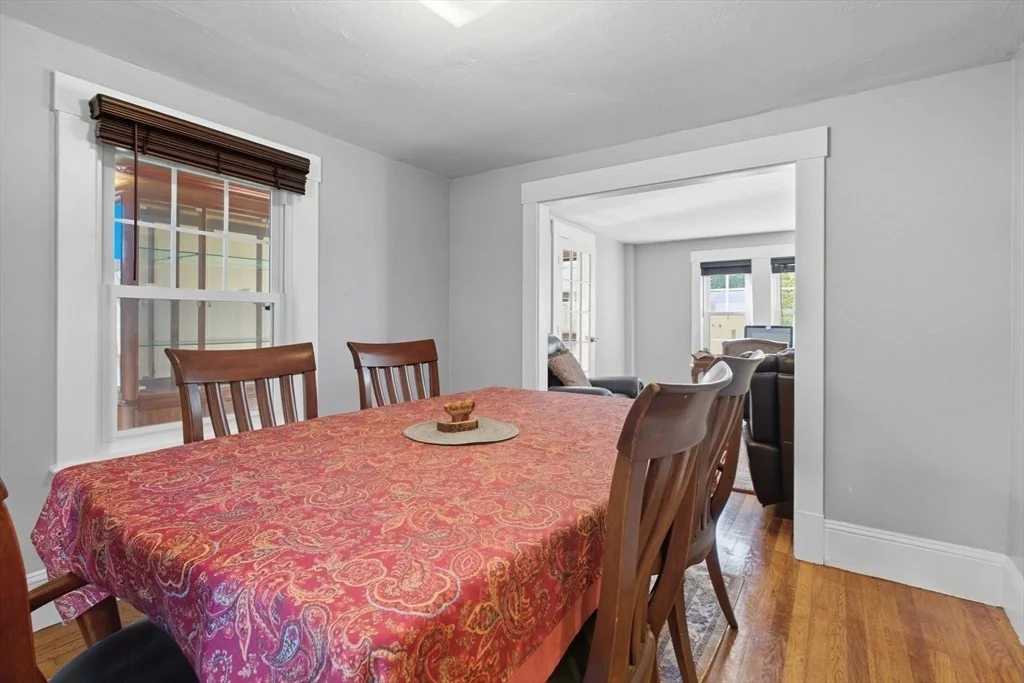 Photo of 21 Gates Ave