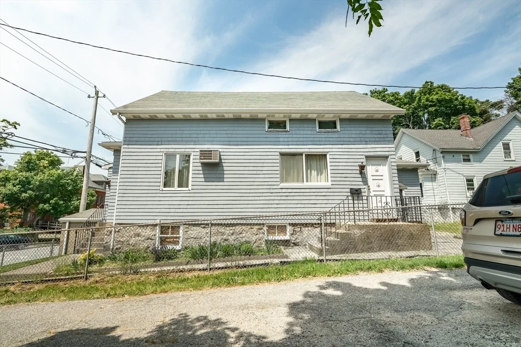 Photo of 1244 Globe Street