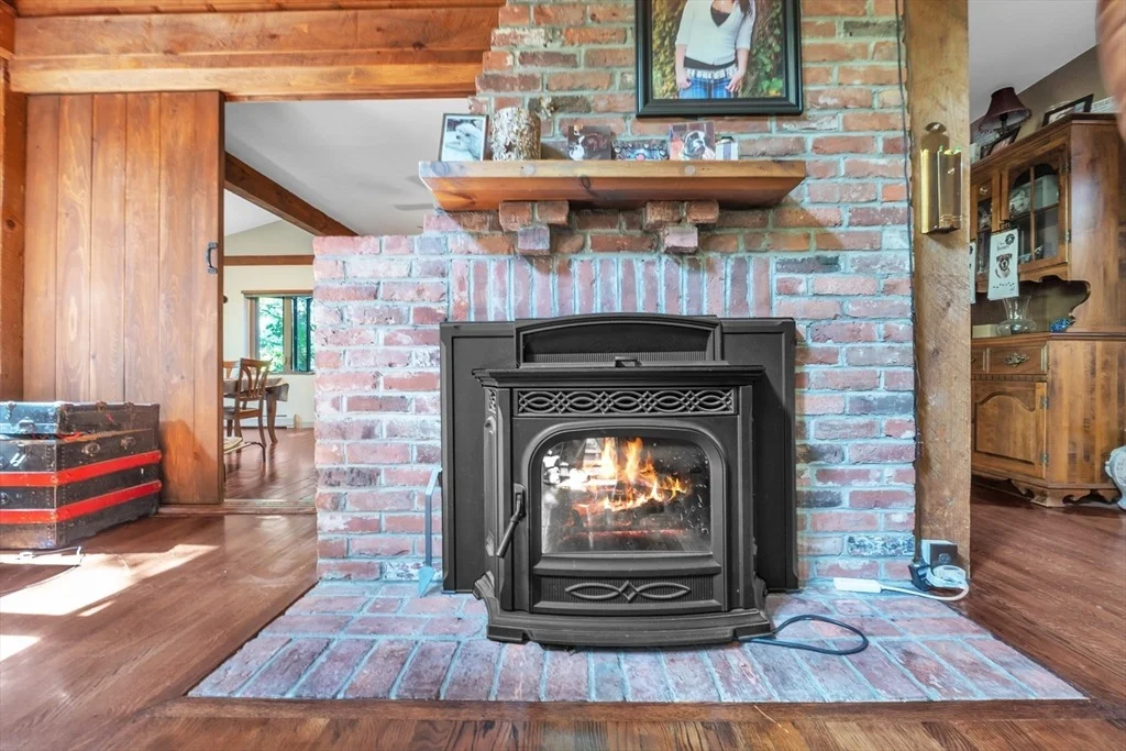 Photo of 8 Brookside Rd