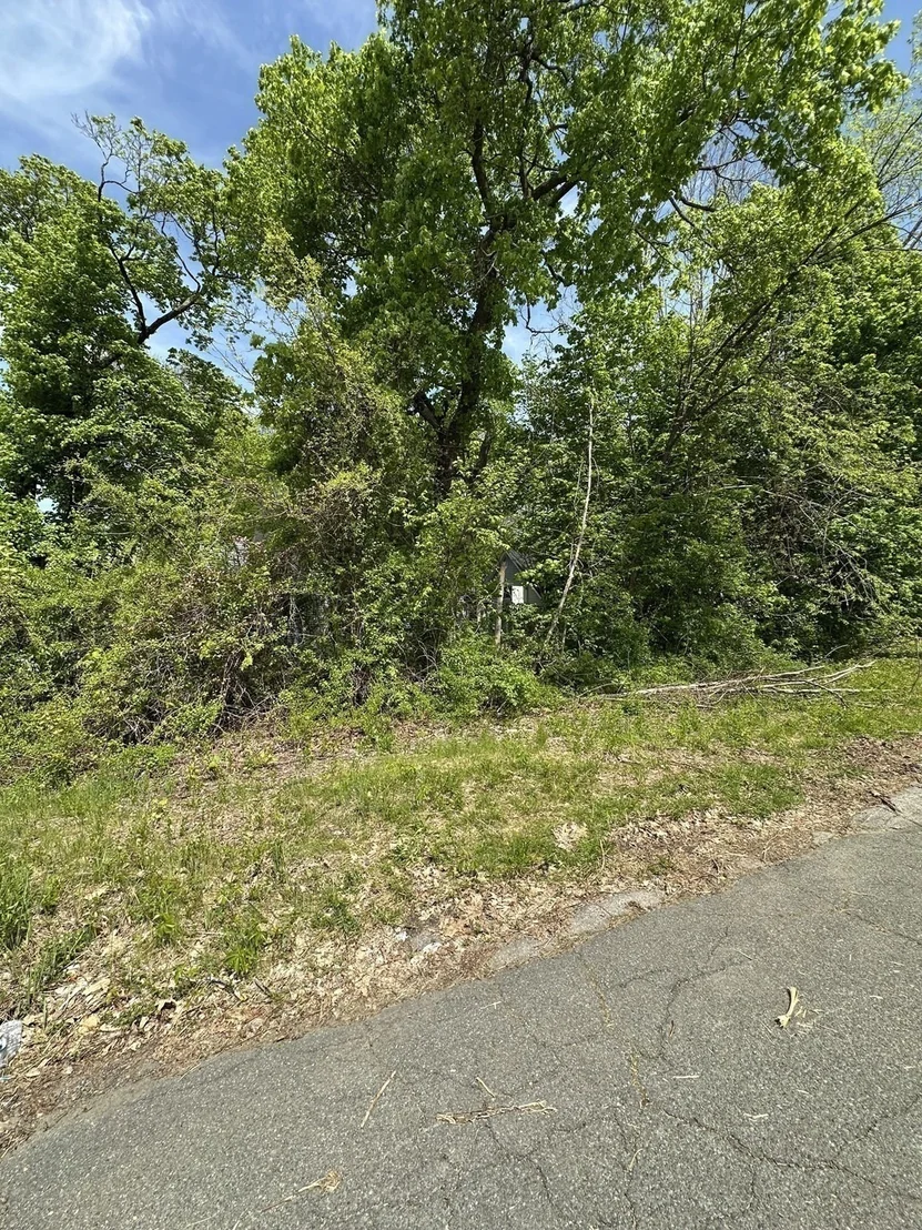 Photo of 2 Colonial Drive
