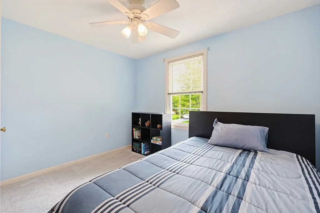 Photo of 37 Jillson Cir