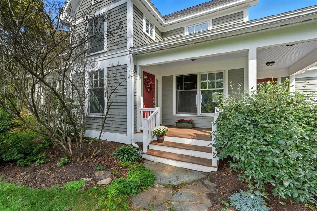 Photo of 901 Roaring Brook Road