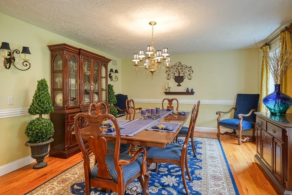 Photo of 391 Concord Rd