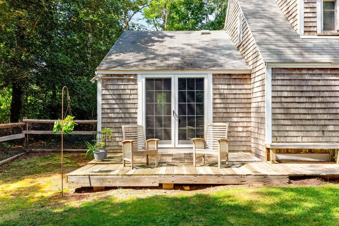 Photo of 7 Carmen Ln