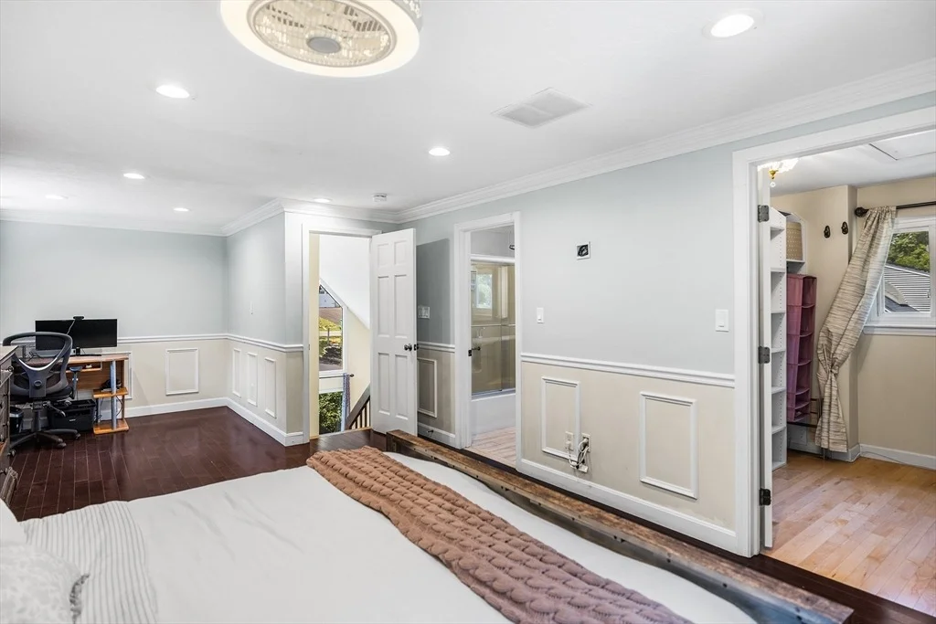 Photo of 7 Sherborne Cir