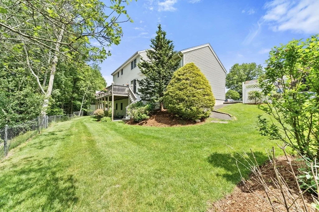 Photo of 31 Emerald Dr