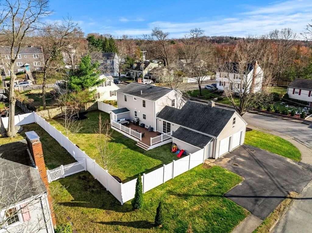 Photo of 49 Grove Cir