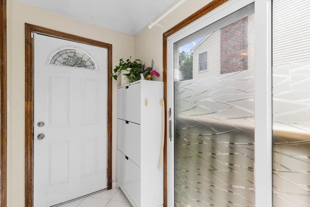 Photo of 70 Crescent Lane