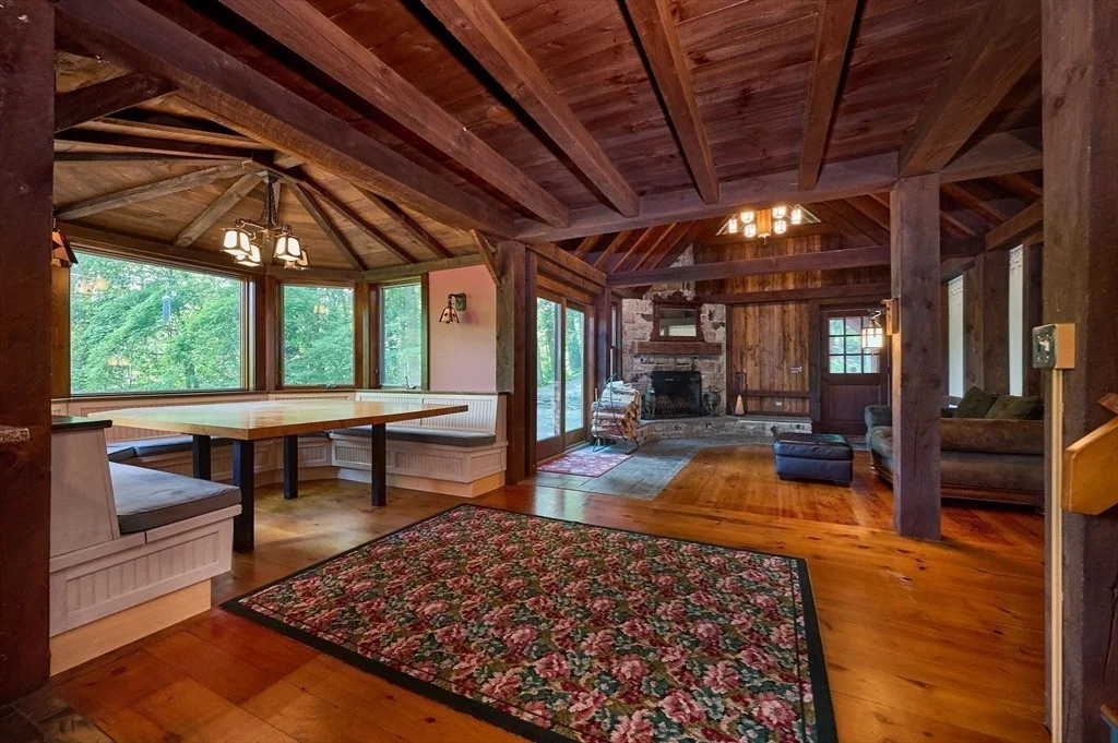 Photo of 62 Schaefer Way
