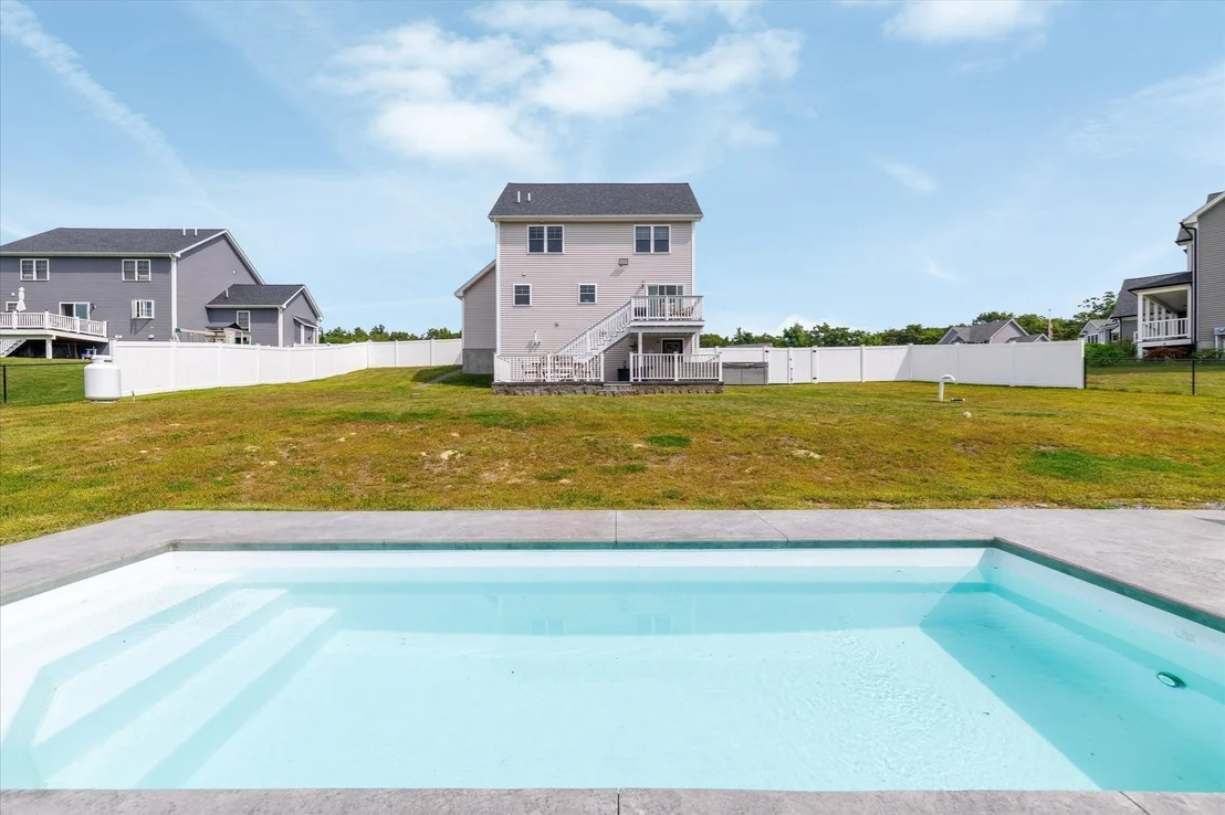 Photo of 19 Lighthouse Ln