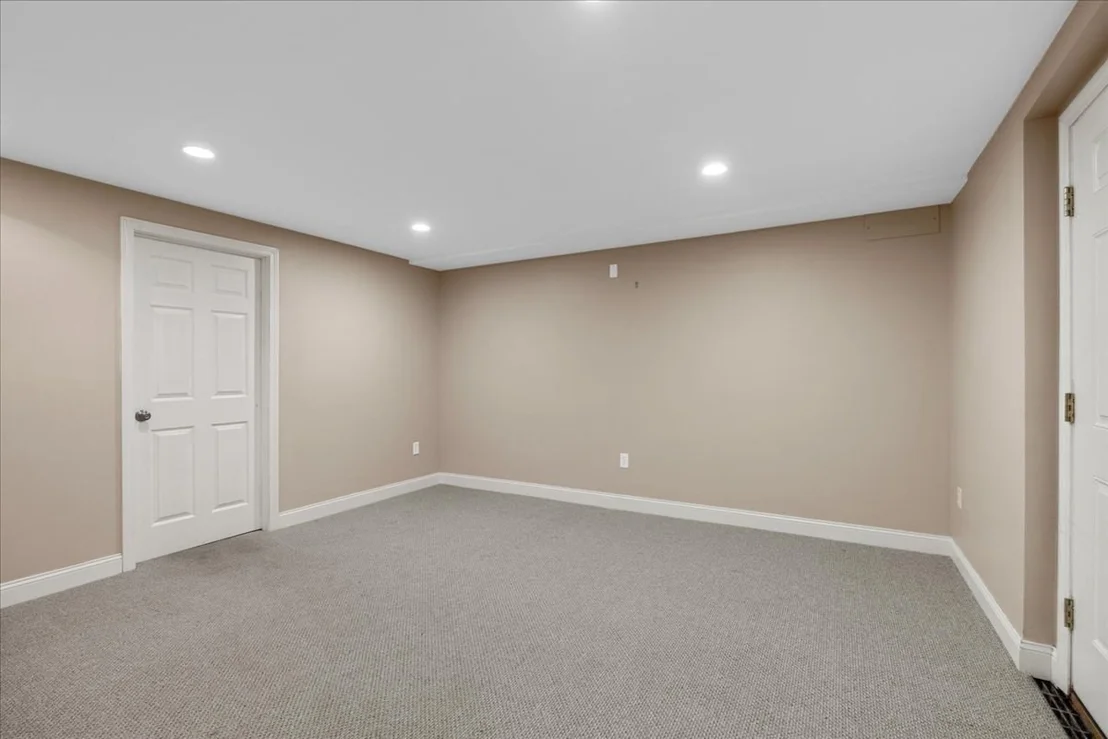 Photo of Unit 10 at 10 Floret Cir