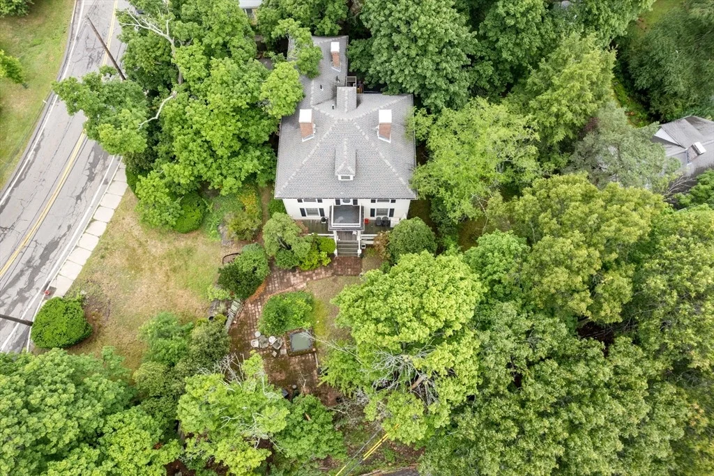 Photo of 7 Park Cir