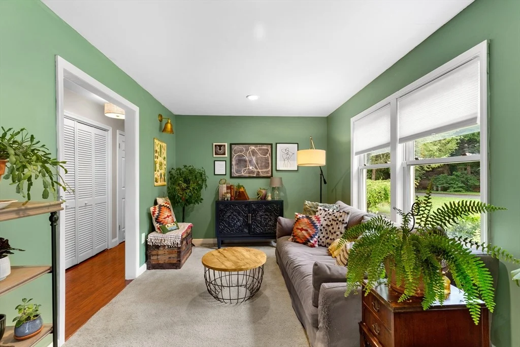 Photo of 24 Moon Compass Ln